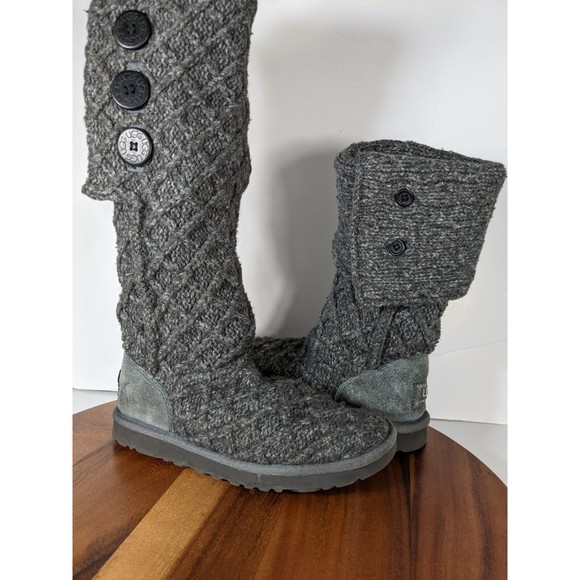 UGG Australia Lattice womens boots Size 7 Tall Knit Gray SN 3066 Winter Shoes - Picture 1 of 11